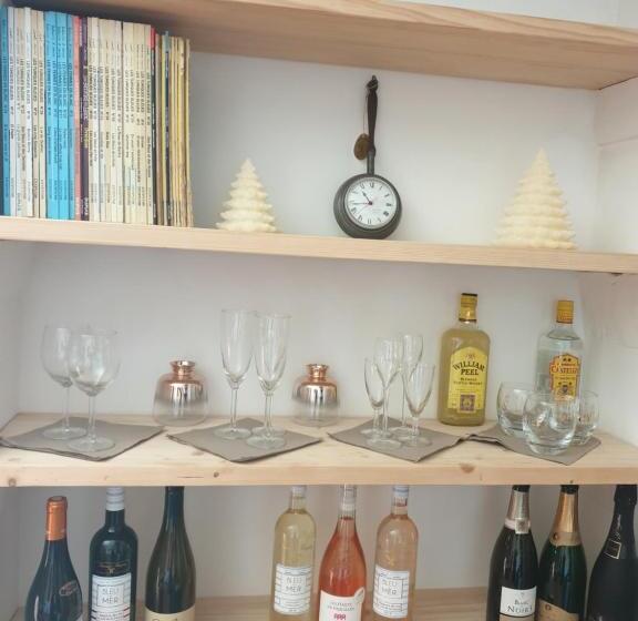 סוויטת 2 חדרי שינה, La Petite Chapelle