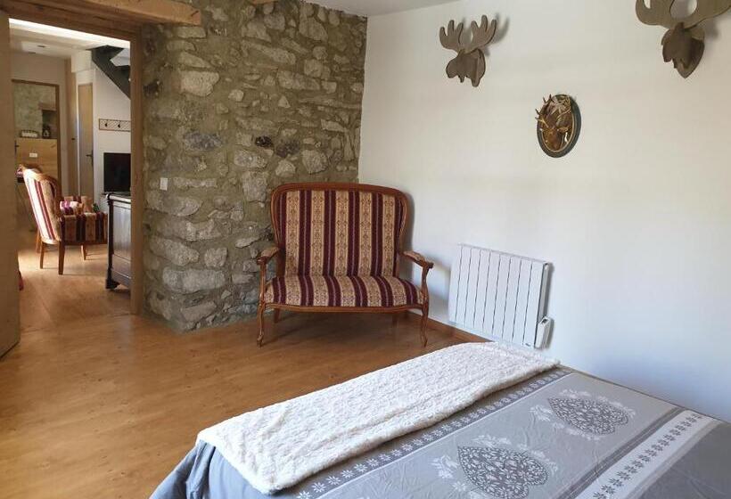 סוויטת 2 חדרי שינה, La Petite Chapelle