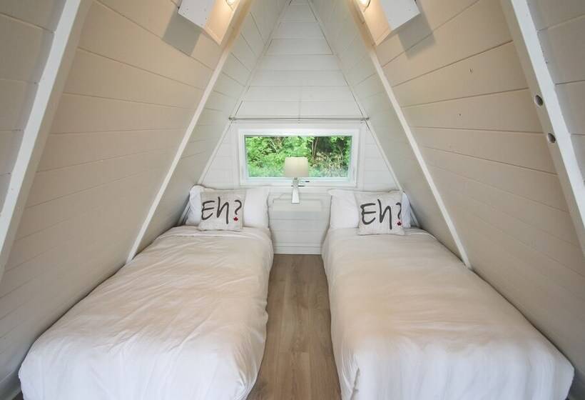 キャビン, Duffin Cove Resort