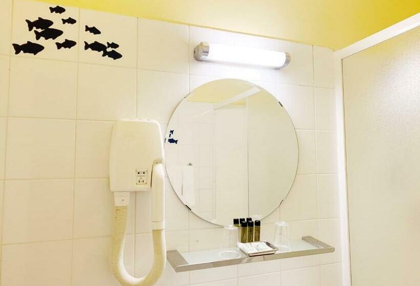 スタンダードルーム, Bellevue Montmartre