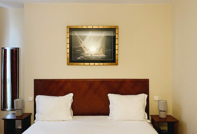 スタンダードルーム, Bellevue Montmartre