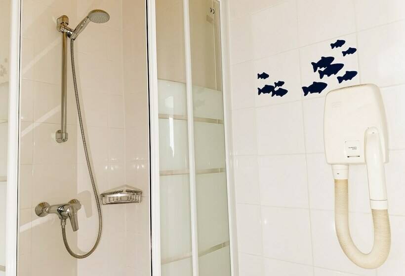 スタンダードルーム, Bellevue Montmartre