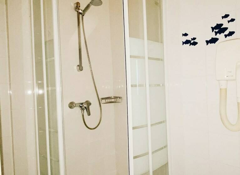 スタンダードルーム, Bellevue Montmartre