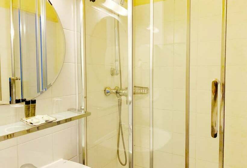 スタンダードルーム, Bellevue Montmartre