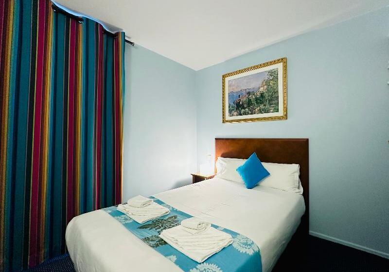 スタンダードルーム, Bellevue Montmartre