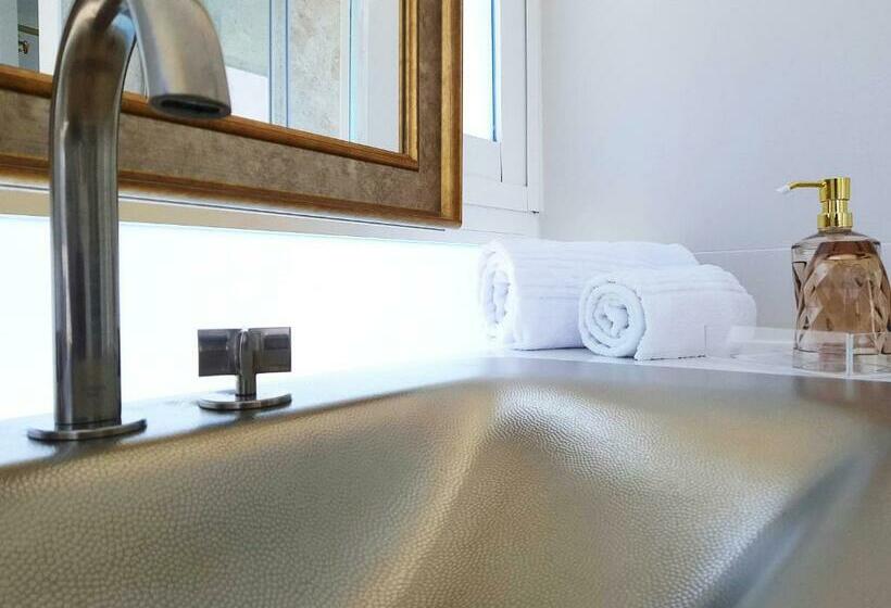 סוויטת דלוקס נוף לים, Boutique Tao Caleta Mar