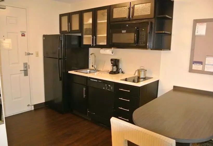 スタンダードスタジオ, Candlewood Suites Washington Fairfax, An Ihg