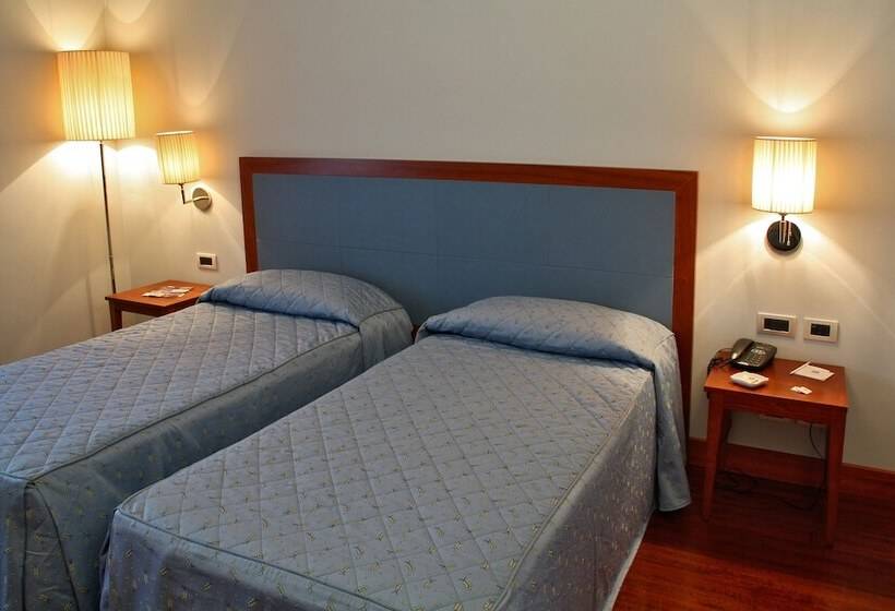 标准间, Del Campo