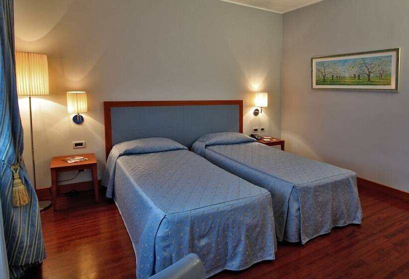 标准间, Del Campo