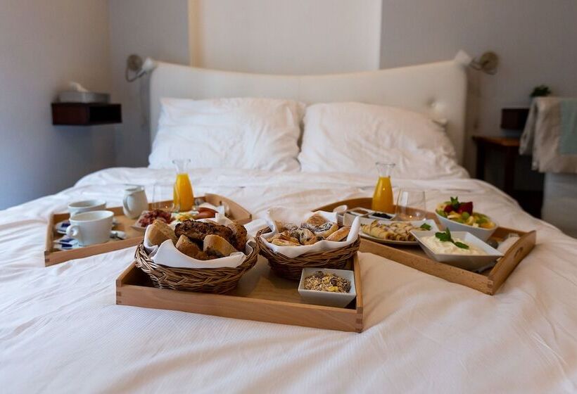 اتاق سوپریور, Design Hotel Neruda