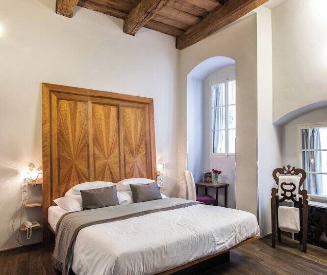 اتاق سوپریور, Design Hotel Neruda
