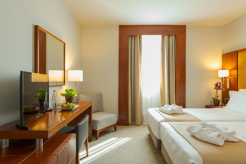 اتاق استاندارد, Dom Carlos Liberty