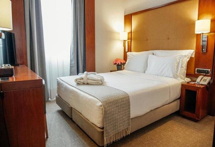 اتاق استاندارد یک نفره, Dom Carlos Liberty