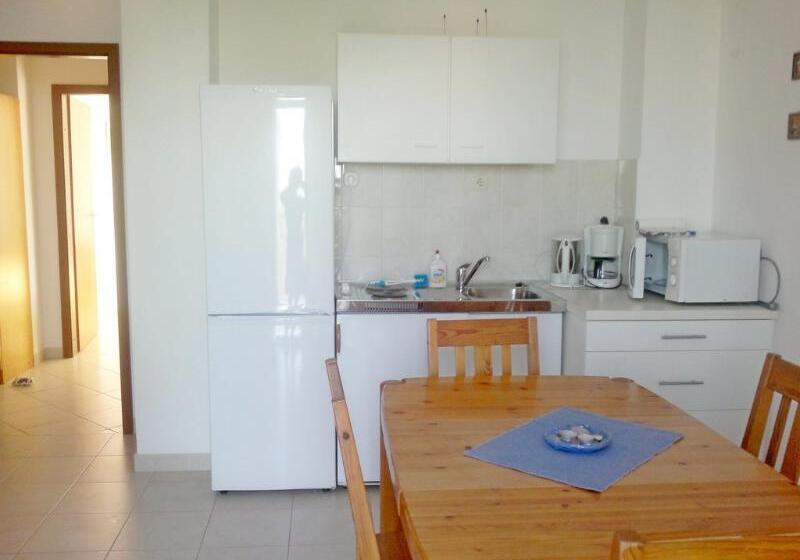 Номер Стандарт, Eurostars San Lazaro