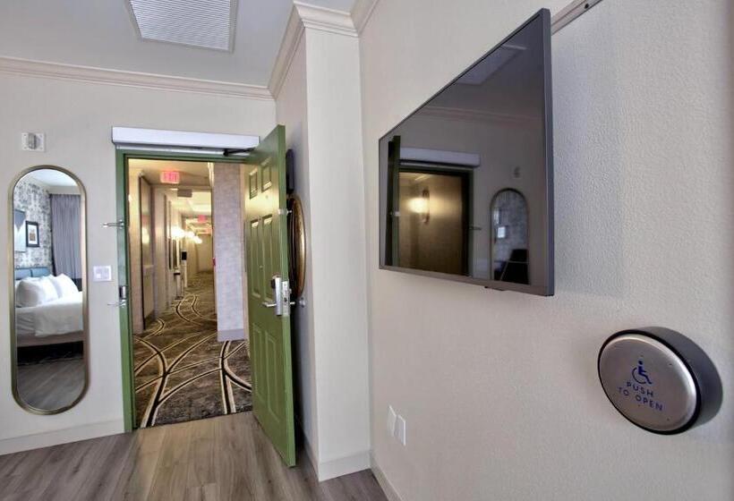 سوئیت برای معلولان, Indigo New Orleans French Quarter By Ihg