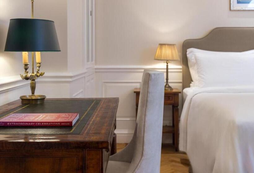 キングサイズベッドのクラシックルーム, King George, A Luxury Collection Hotel, Athens