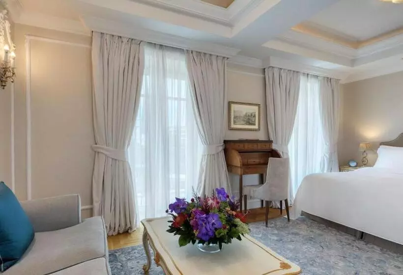 キングサイズベッド、シティビューデラックスルーム, King George, A Luxury Collection Hotel, Athens