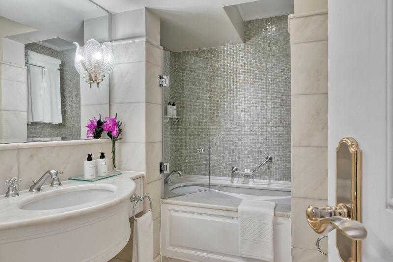 キングサイズベッド、シティビューデラックスルーム, King George, A Luxury Collection Hotel, Athens