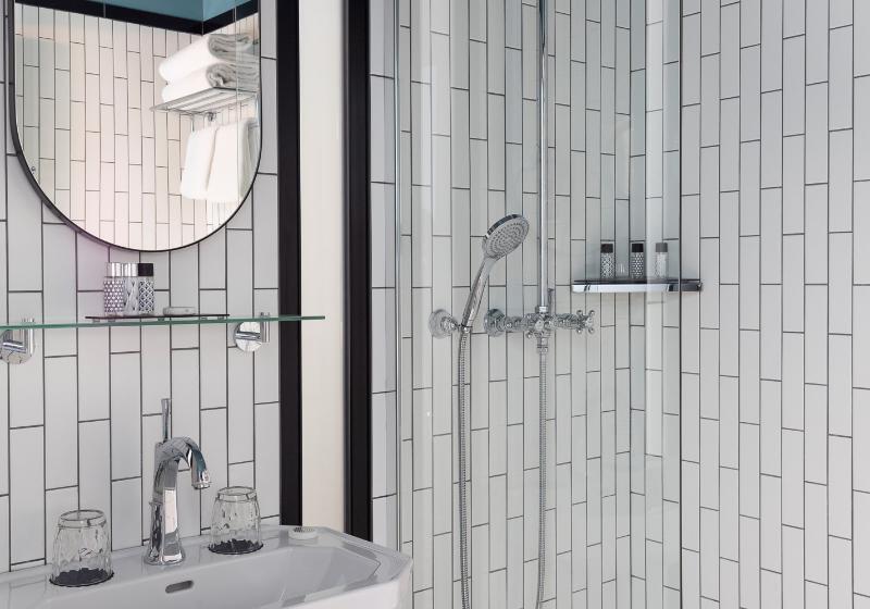 اتاق کلاب, Lenox Montparnasse