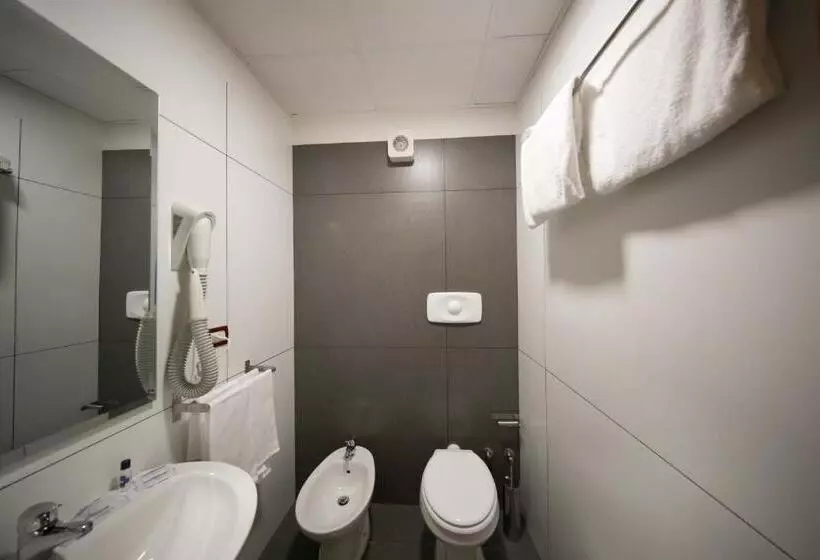 اتاق استاندارد, Mediterranea Hotel & Convention Center