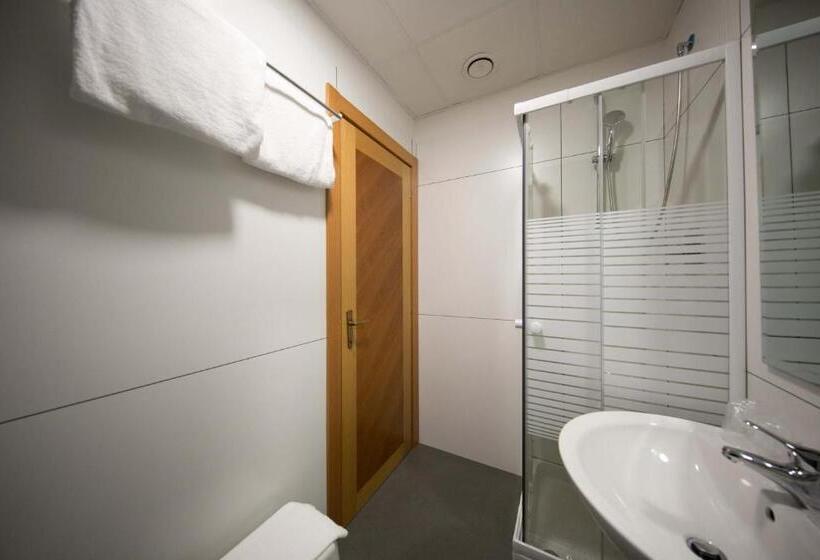 חדר סטנדרט, Mediterranea Hotel & Convention Center