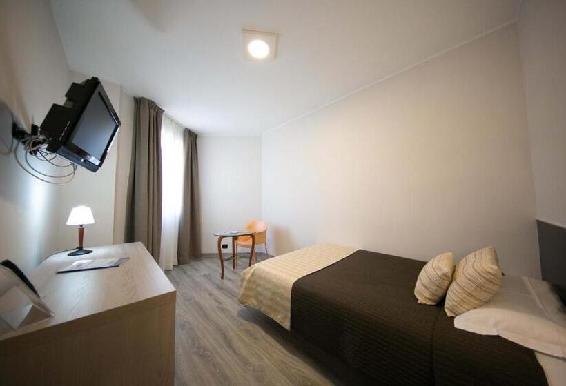 חדר סטנדרט יחיד, Mediterranea Hotel & Convention Center