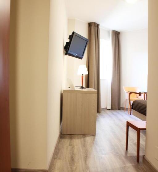 חדר סטנדרט יחיד, Mediterranea Hotel & Convention Center