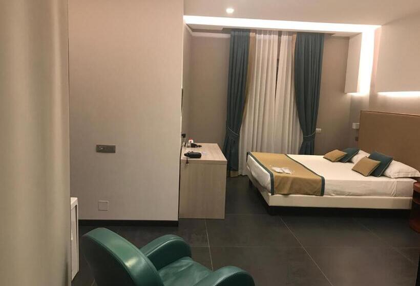 סוויטה עם ג'קוזי, Mediterranea Hotel & Convention Center