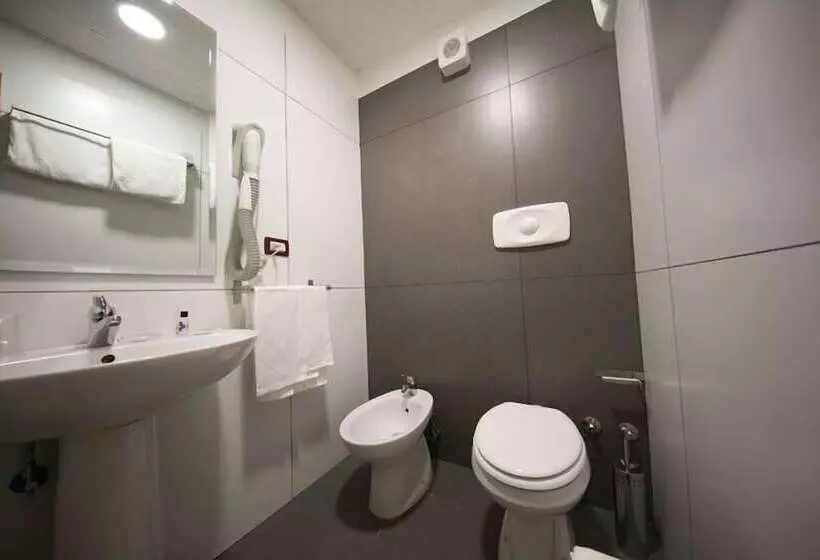 اتاق استاندارد, Mediterranea Hotel & Convention Center