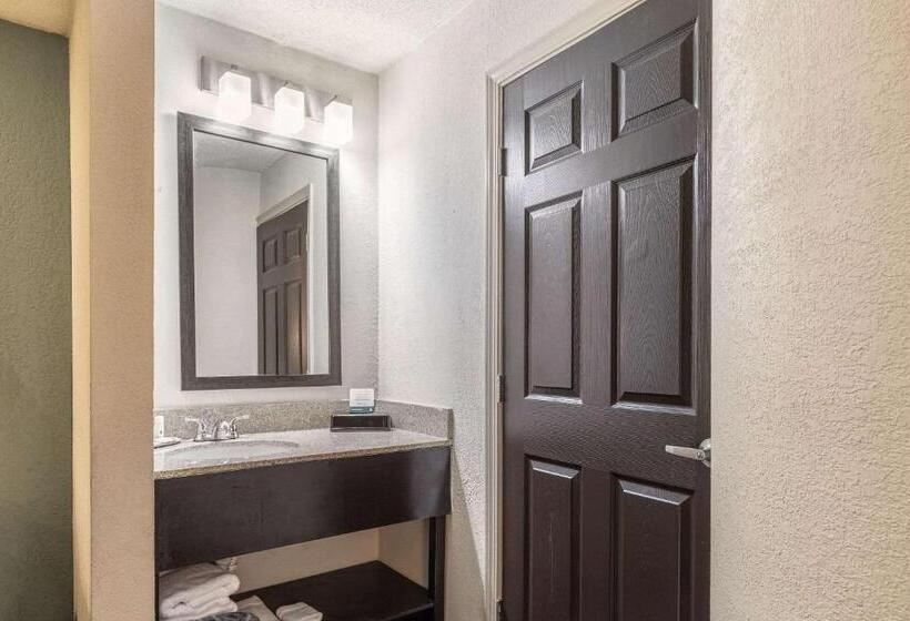 标准间, Quality Inn Memphis Northeast Near I40