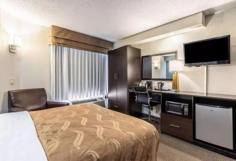 身障者適用スタンダードルーム, Quality Inn Memphis Northeast Near I40