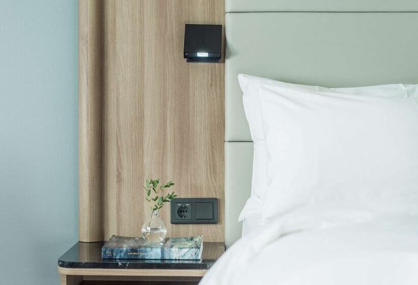 Номер Superior с Видом, Radisson Blu Airport Terminal