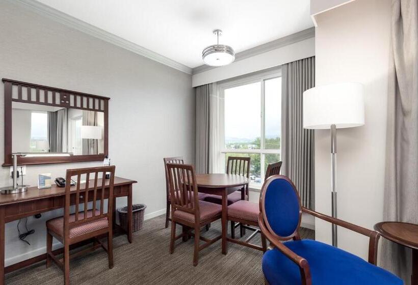 高级套房, Manteo At Eldorado Resort