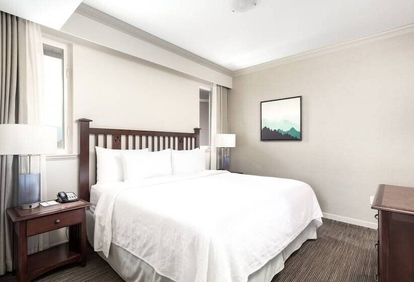 高级套房, Manteo At Eldorado Resort