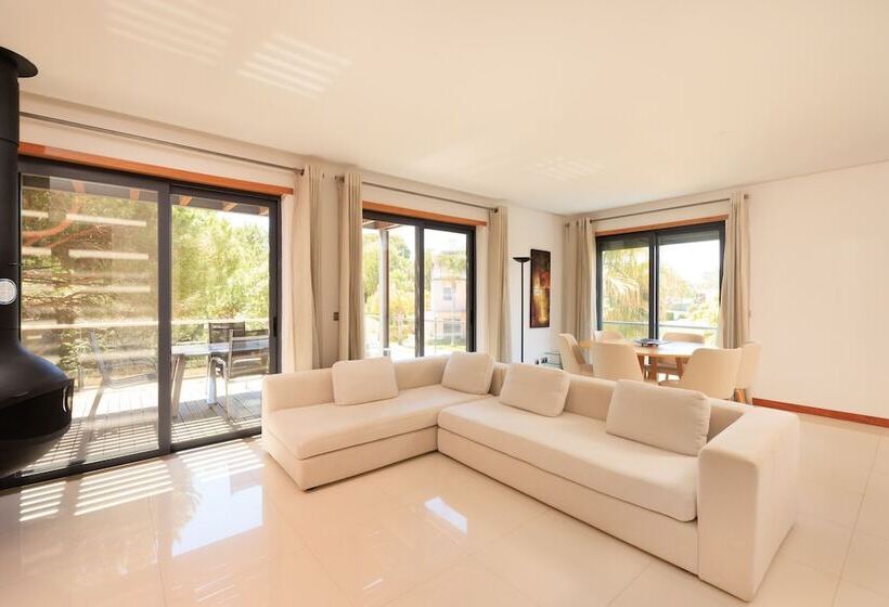 דירת דלוקס 2 חדרי שינה עם ג'קוזי, Vale Do Lobo Resort