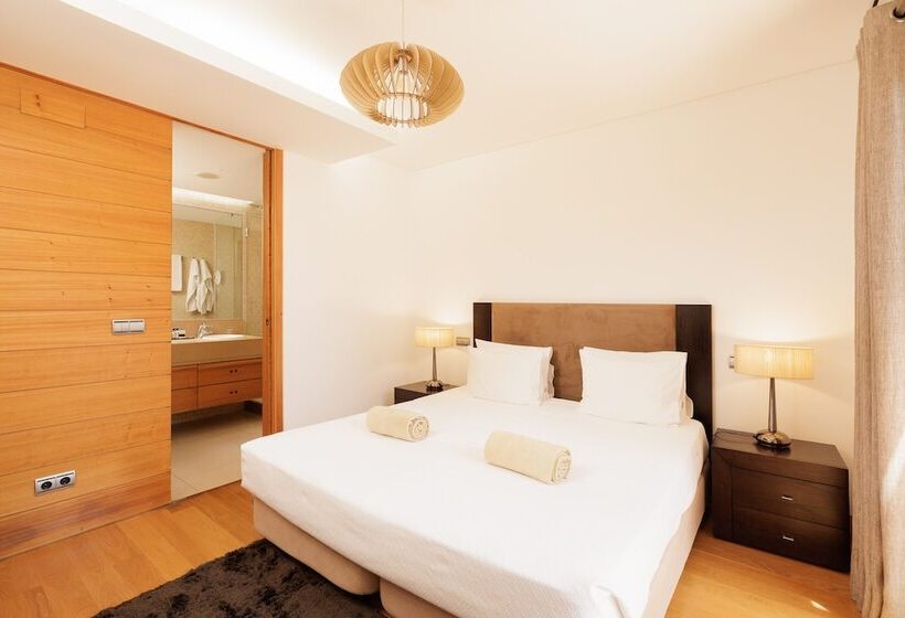 דירת דלוקס 3 חדרי שינה, Vale Do Lobo Resort