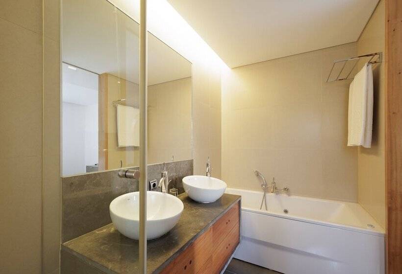 דירת דלוקס 3 חדרי שינה, Vale Do Lobo Resort