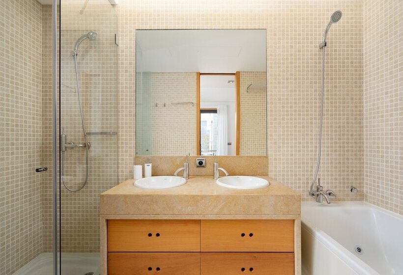 דירת דלוקס 2 חדרי שינה עם ג'קוזי, Vale Do Lobo Resort