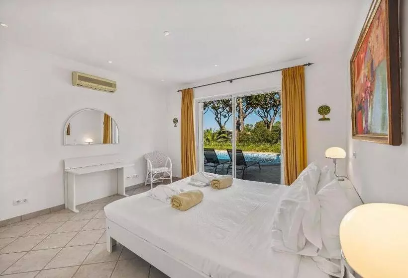 ویلا سوپریور 3 خوابه, Vale Do Lobo Resort
