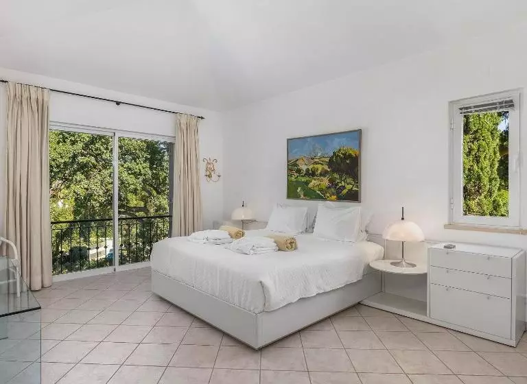 ویلا سوپریور 3 خوابه, Vale Do Lobo Resort