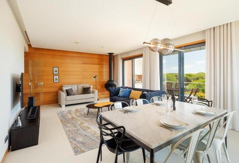 דירת דלוקס 2 חדרי שינה עם ג'קוזי, Vale Do Lobo Resort