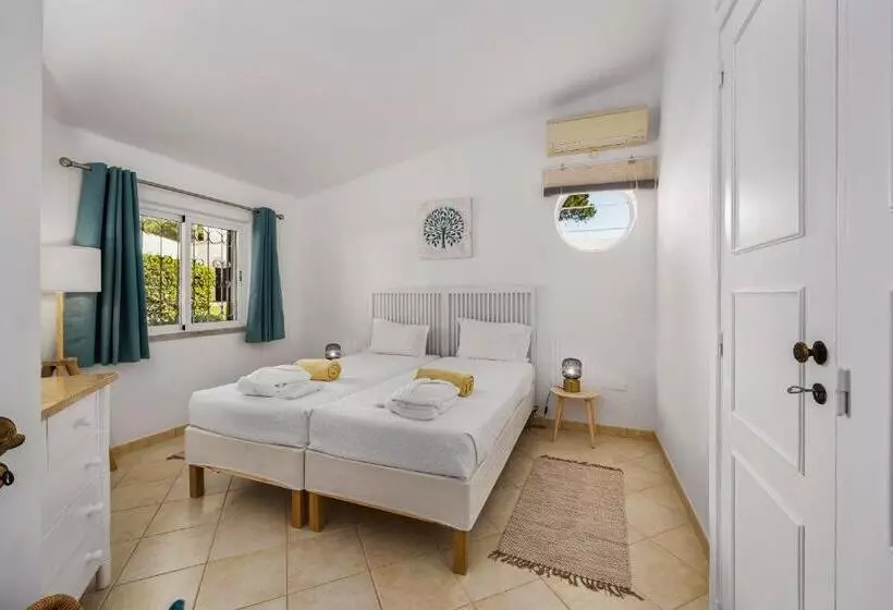 ویلای یک اتاق خوابه با استخر شنا, Vale Do Lobo Resort