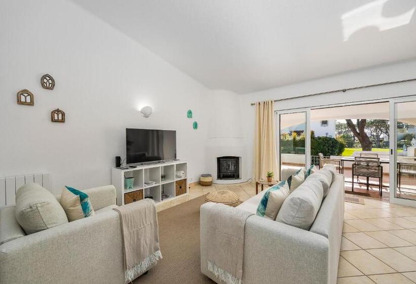 וילה עם חדר שינה אחד ובריכת שחיה, Vale Do Lobo Resort