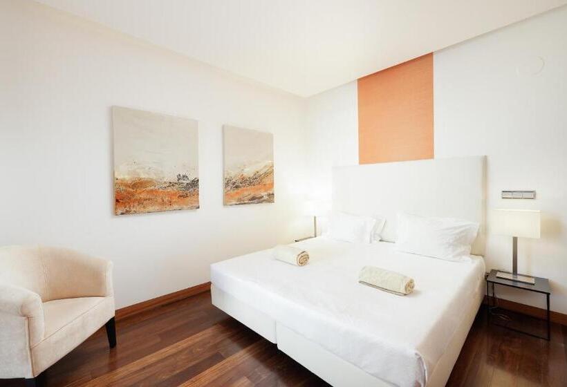 דירת דלוקס 3 חדרי שינה, Vale Do Lobo Resort