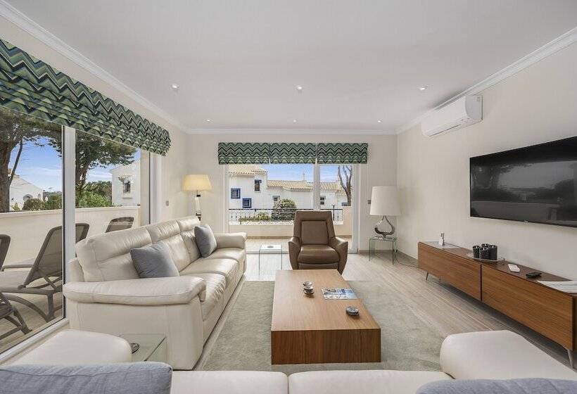 דירת דלוקס 3 חדרי שינה, Vale Do Lobo Resort