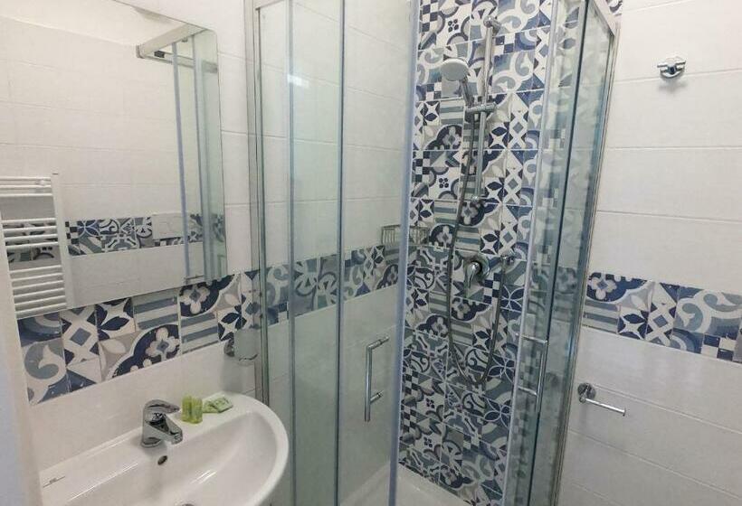 海景标准间带阳台, Aurora