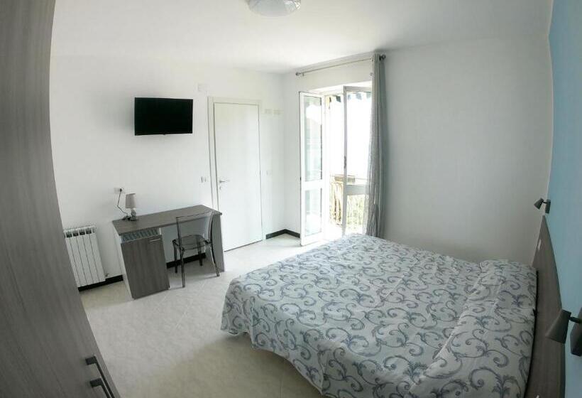 海景标准间带阳台, Aurora