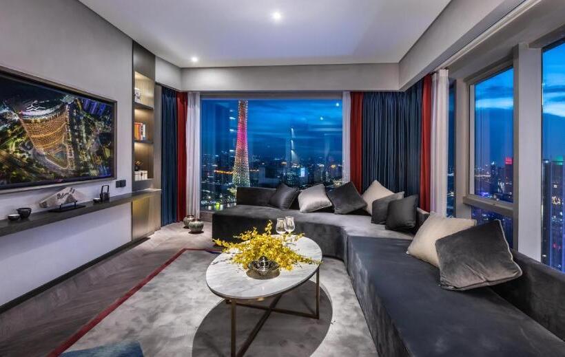 Deluxe люкс с видом на реку, Guangzhou Elegant