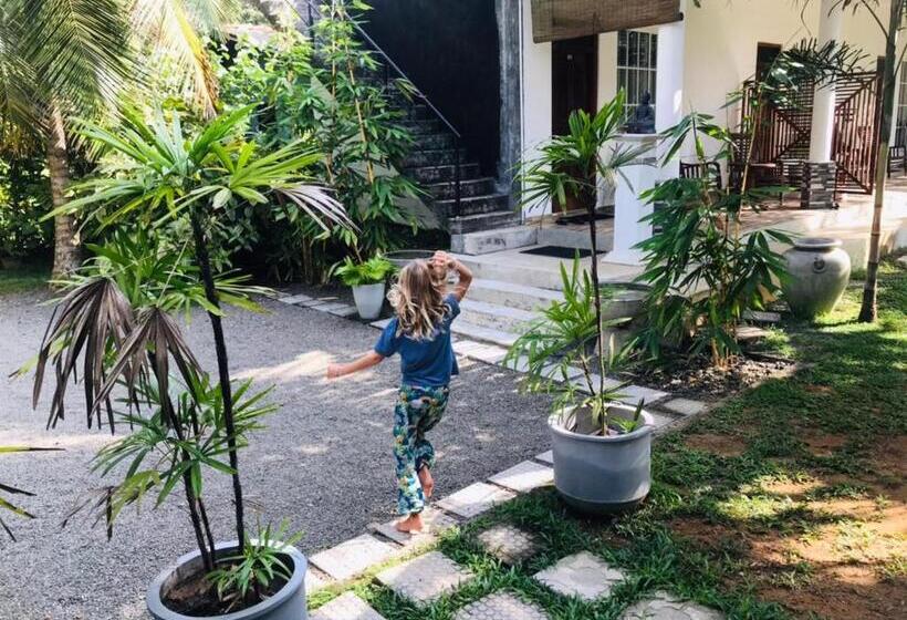 חדר דלוקס, Inn Sea Horizon Ahungalla