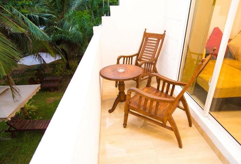 חדר משפחתי נוף לגינה, Inn Sea Horizon Ahungalla